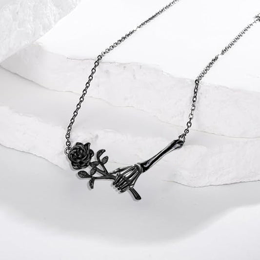 Retro Fashion S925 Hand Rose Pendant Necklace